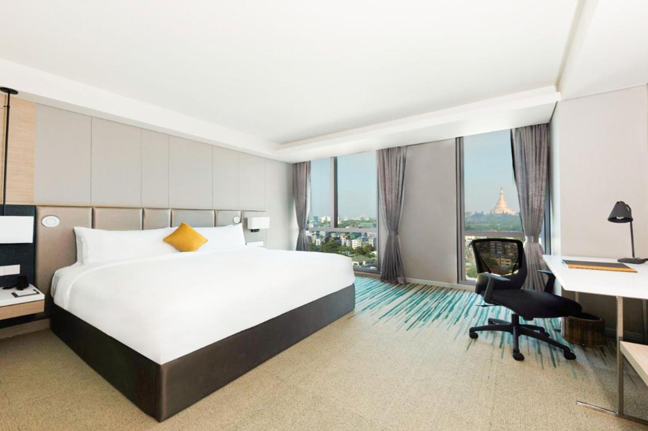 Zealax Hotel & Residence Yangon Exterior foto